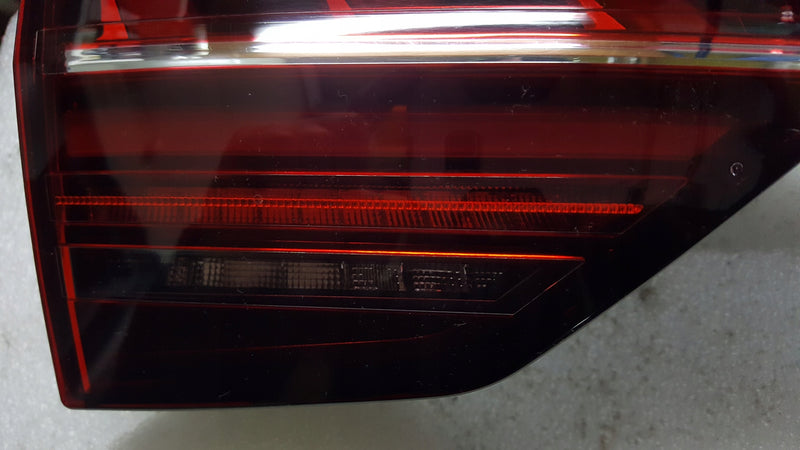 Lampa LED w klapę lewy tył AUDI A4 (B9) kombi LIFT 8W9945093AC