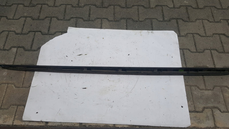 AUDI A1 II 82A LISTWA PROGOWA PRAWA S-LINE 82A853932A 5D 2019-