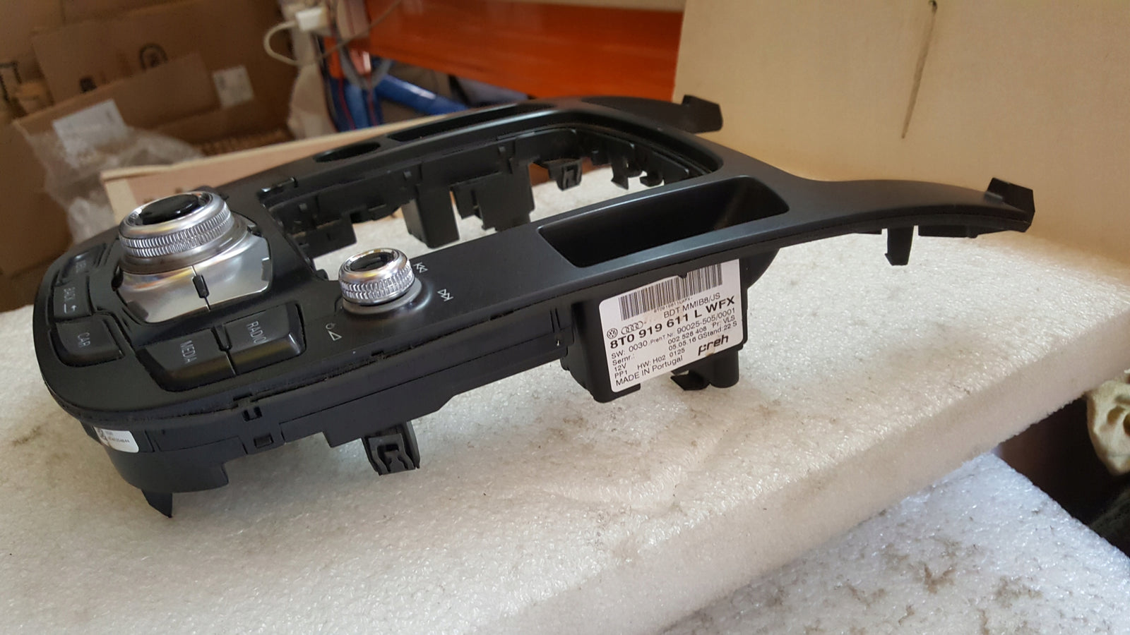 Panel kontroler multimedia MMI-- AUDI A4 (B8) A5 RS5 Q5 8T0919611L demontaż