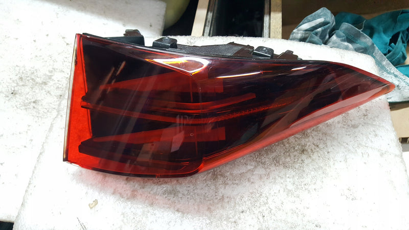 CUPRA FORMENTOR LIFT VZ 2024- LAMPA LEWA TYŁ 5FF945207A