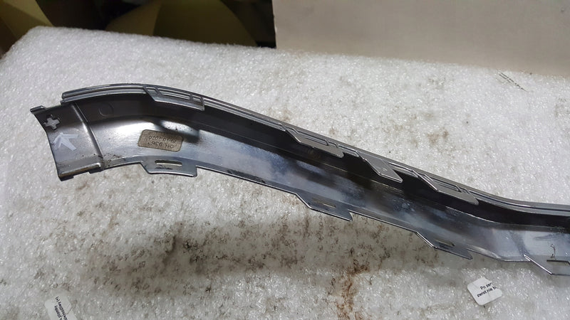 Listwa chrom zderzaka lewy przód VW T-ROC 2GA853711B demontaż