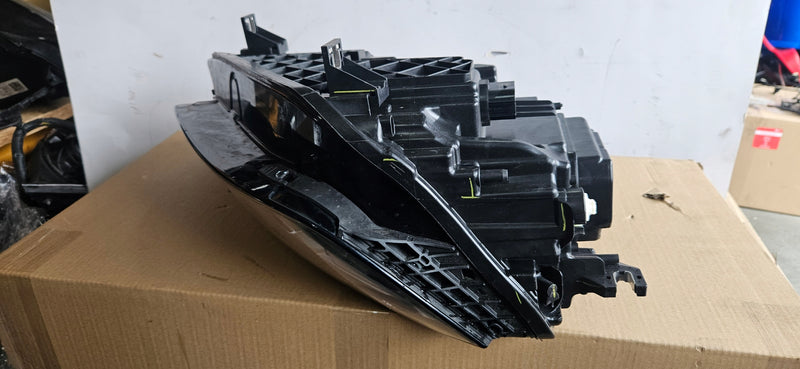 80A941034F IDEAŁ Pr Matrix Audi Q5 2022r EUROPA