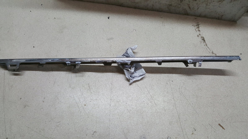 VW PASSAT B6 3C9 CHROM LISTWA ZDERZAKA LEWA TYŁ 3C9807459A ORYGINAŁ