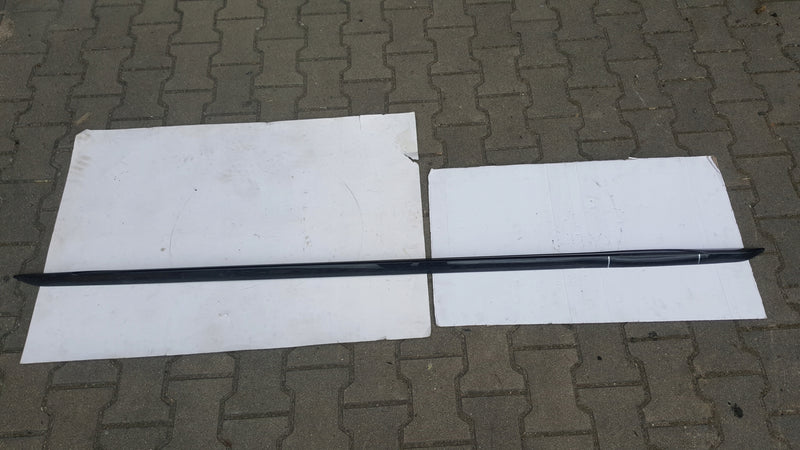 Listwa progowa prawa AUDI A4 B9 S-LINE 8W0853931A