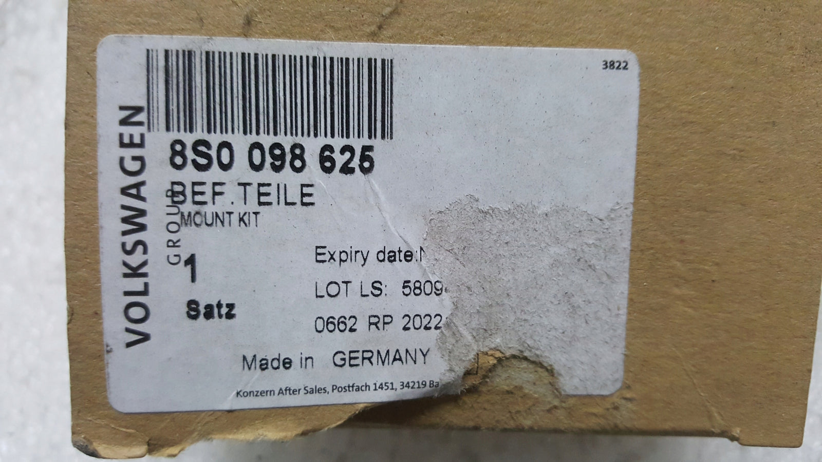 Zestaw montażowy błotnika Audi TT 8S0098625