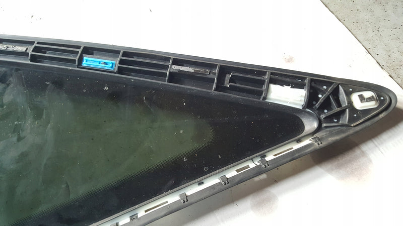 Szyba lewy tył AUDI A6 RS6 kombi 4K9845297E