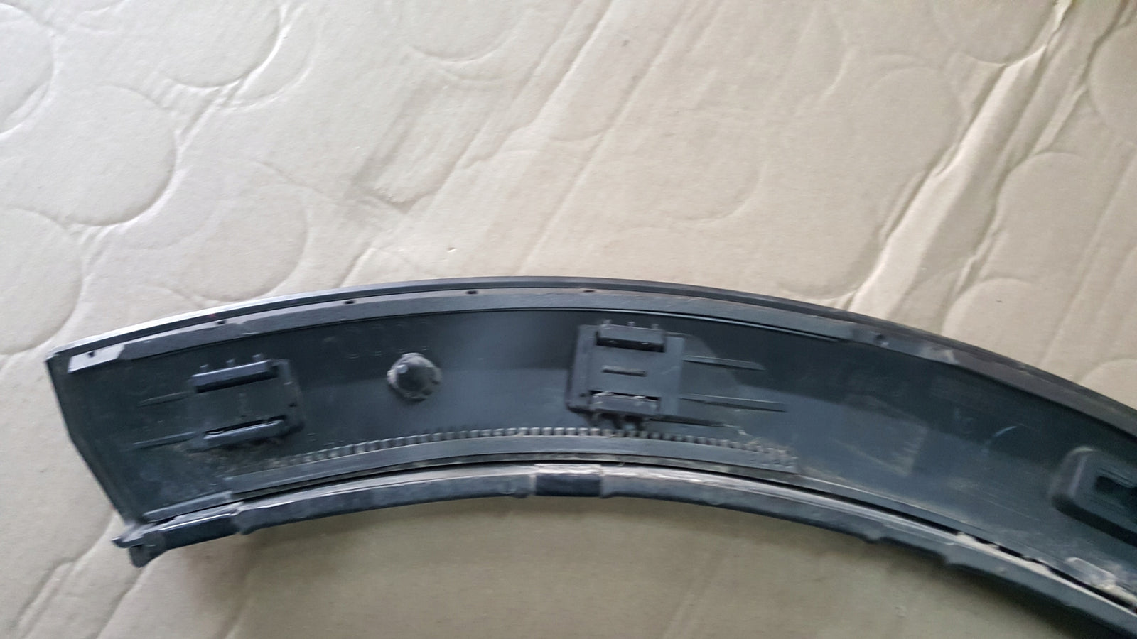 AUDI Q8 RSQ8 S LINE 4M8853817C LISTWA LEWA TYŁ OE