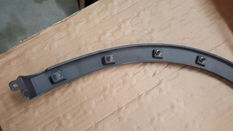 Volkswagen Tiguan 2 LISTWA błotnika tył prawa 5NA854820j