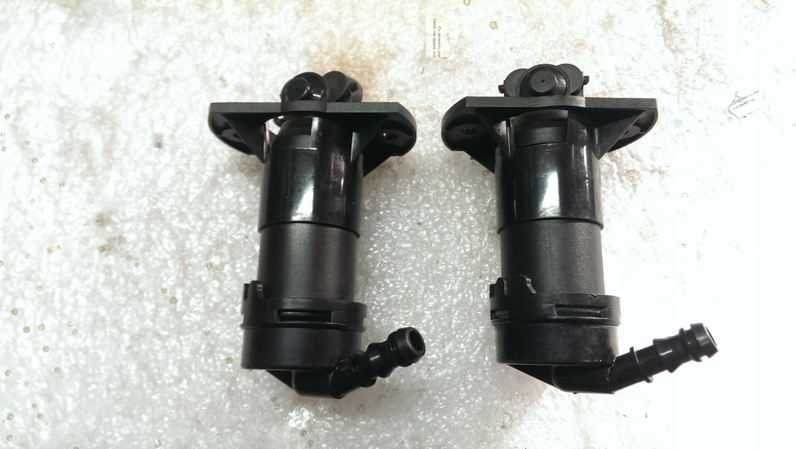 Lewy spryskiwacz reflektora AUDI A6 C6 4F0955101