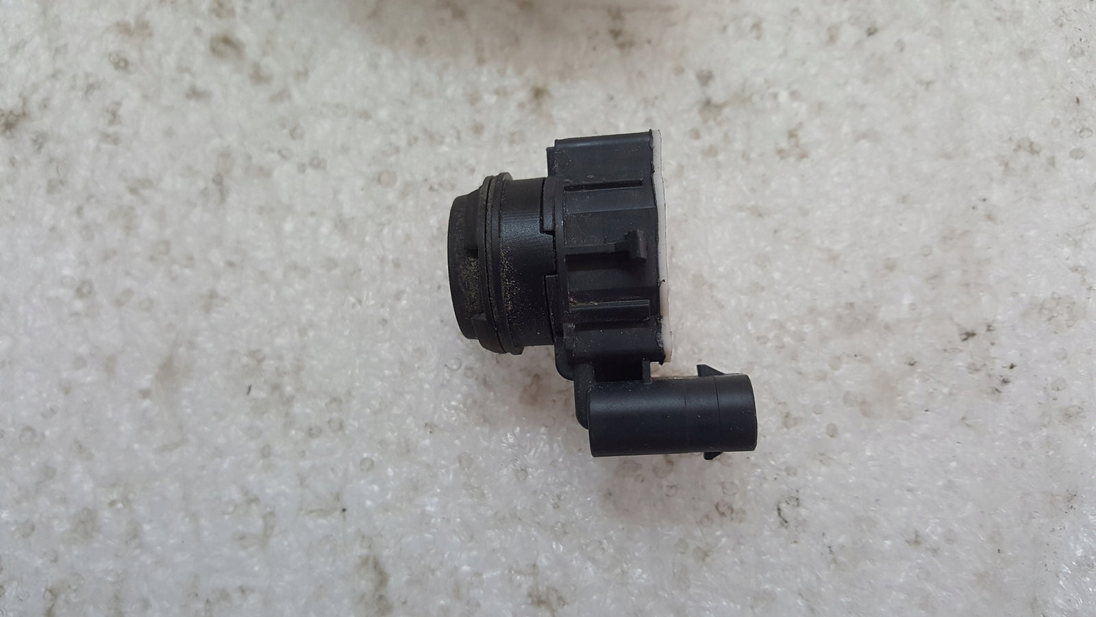 Czujnik parkowania PDC VW AUDI SKODA SEAT/CUPRA 3Q0919275A demontaż