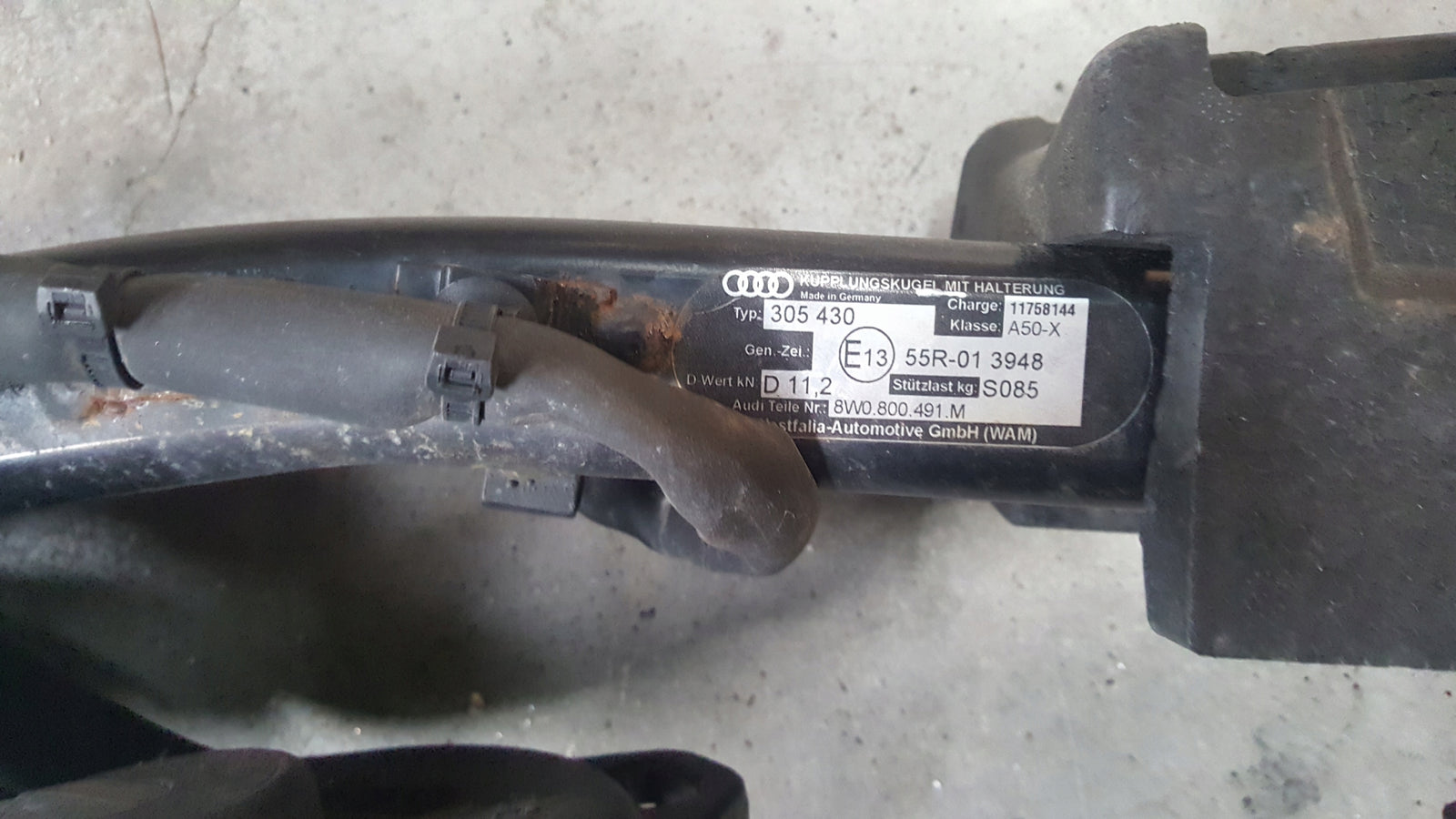 AUDI A4 B9 8W0 HAK HOLOWNICZY Z WIAZKA 8W0800491M 8W0971541F