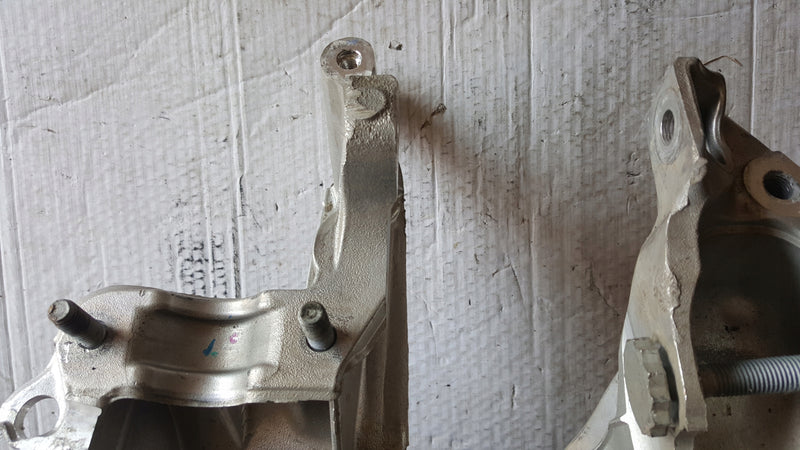 Łapa silnika AUDI Q5 80A399296R demontaż