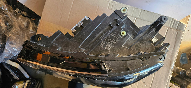 89A941035 IDEAŁ! Le kompletny Matrix laser AUDI Q4 E-TRON 2022r