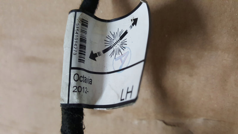 SIŁOWNIK ELEKTRYCZNY KLAPY LEWY SKODA OCTAVIA III KOMBI 5E9827851F