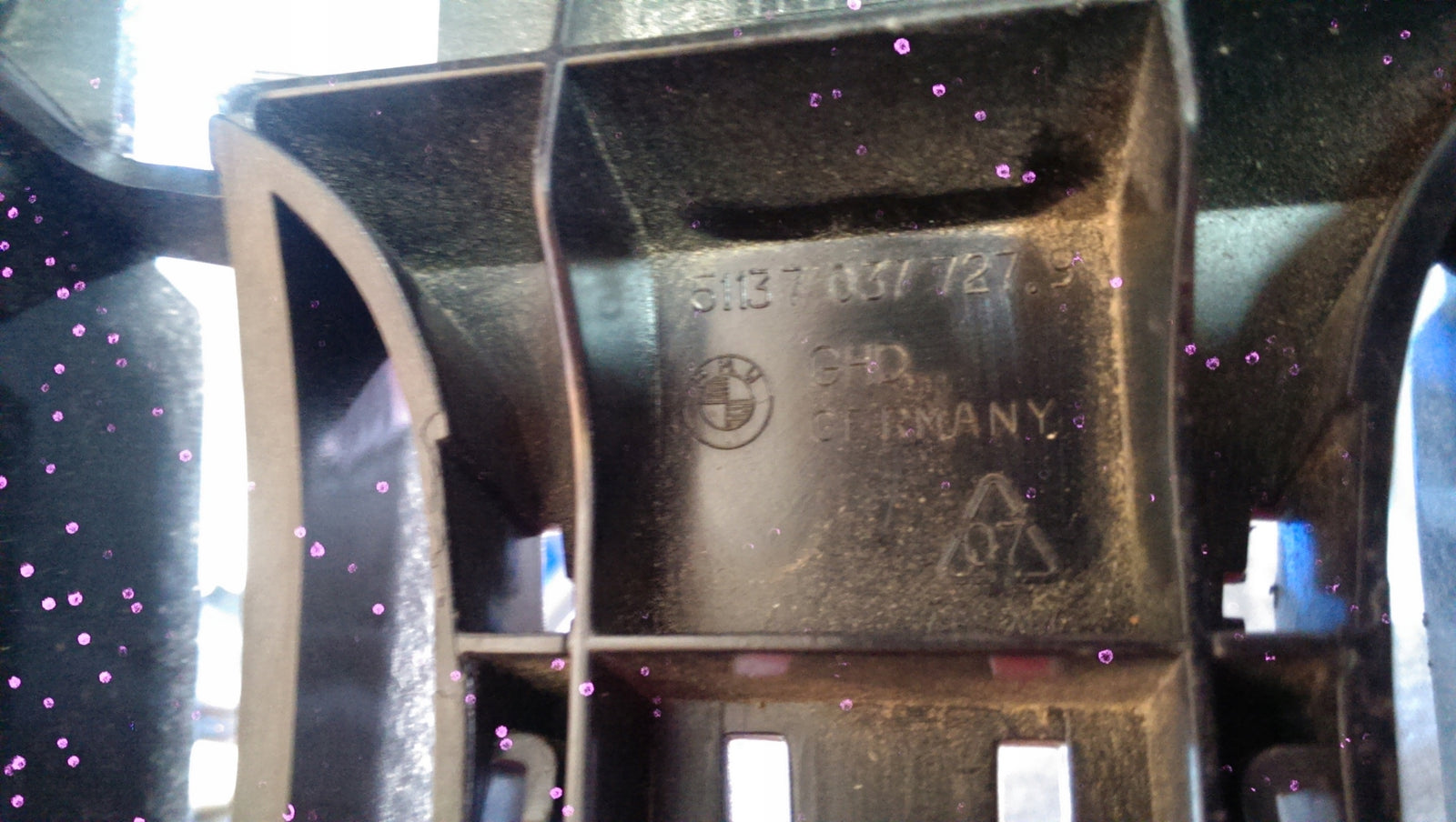 Atrapa gril nerki BMW E65 E66 7037727 demontaż