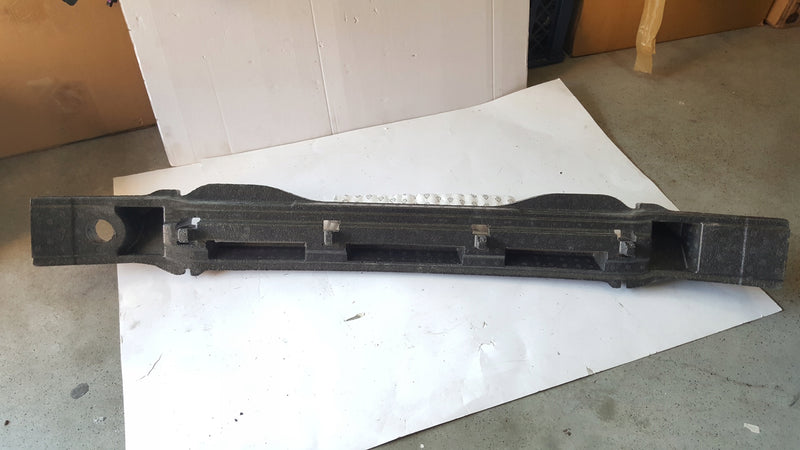 Absorber pianka zderzaka przedniego SKODA FABIA 6VA807248A demontaż