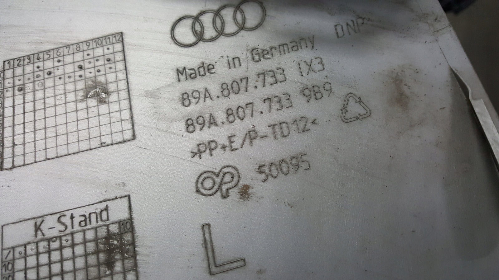 SPOILER ZDERZAKA TYLNEGO TYŁ AUDI Q4 ETRON E-TRON 21-25 89A807733