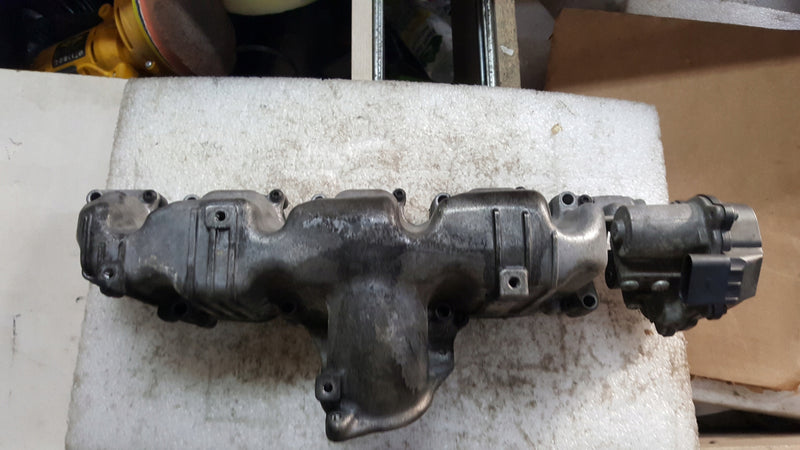 KOLEKTOR SSĄCY NASTAWNIK AUDI A3 8P 2.0 TDI 03L129711E 03L129086V