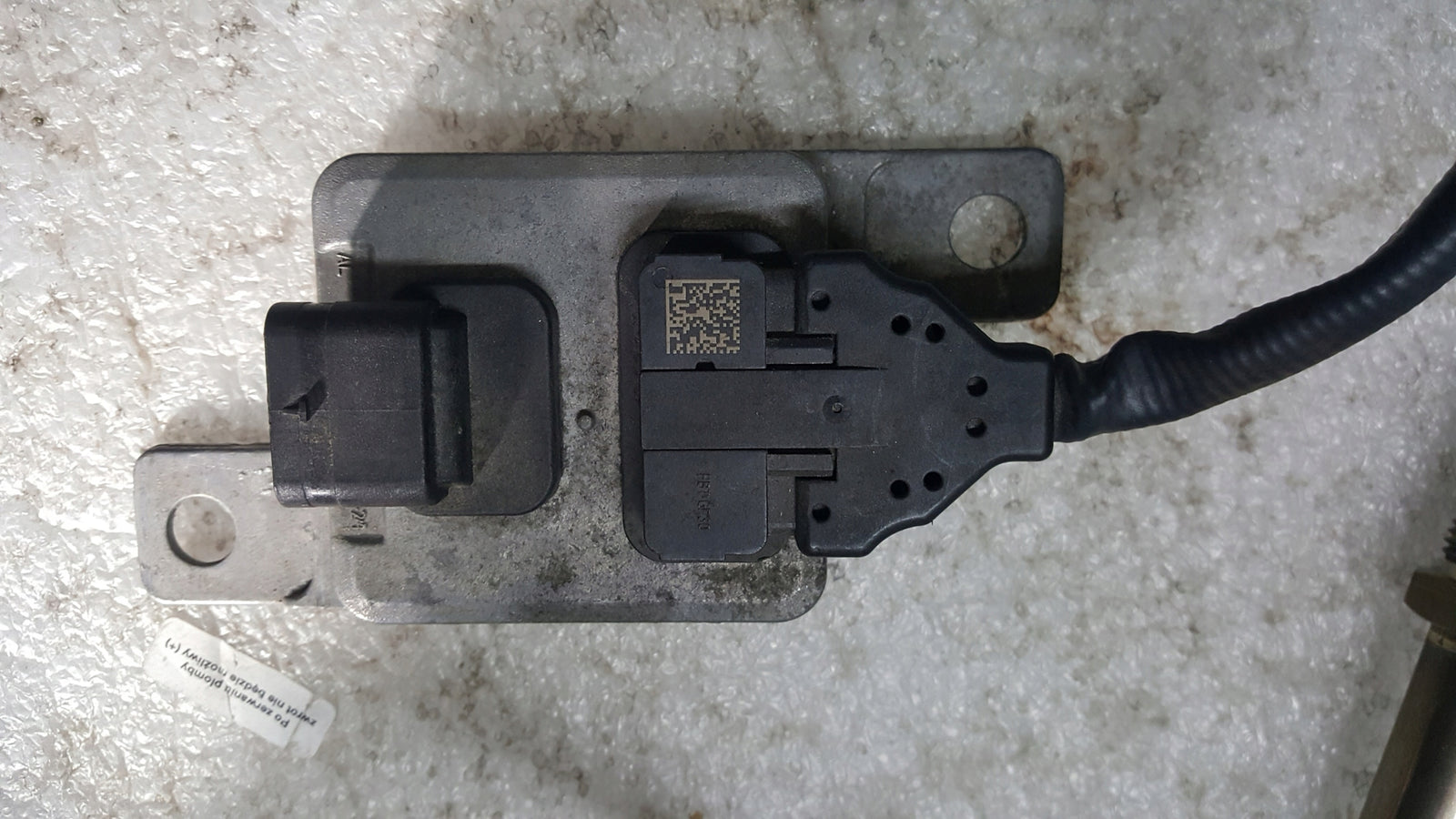 Sonda lambda czujnik NOX AUDI A4 (B9) A5 8W0907807A demontaż