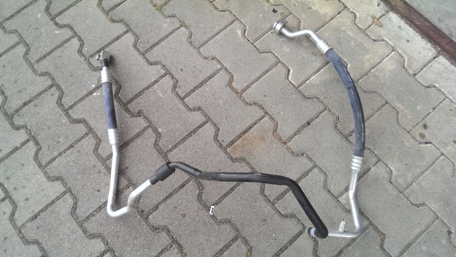 Przewód rurka klimatyzacji AUDI TT 8J0820719F