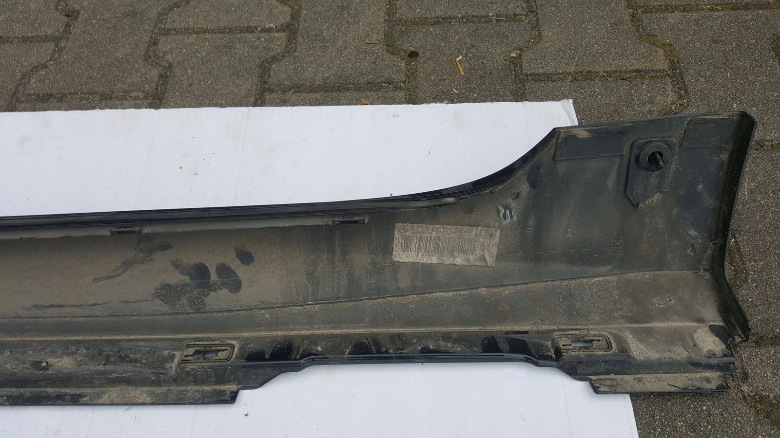 Listwa progowa prawa AUDI A6 (C8) 4K0853856 demontaż