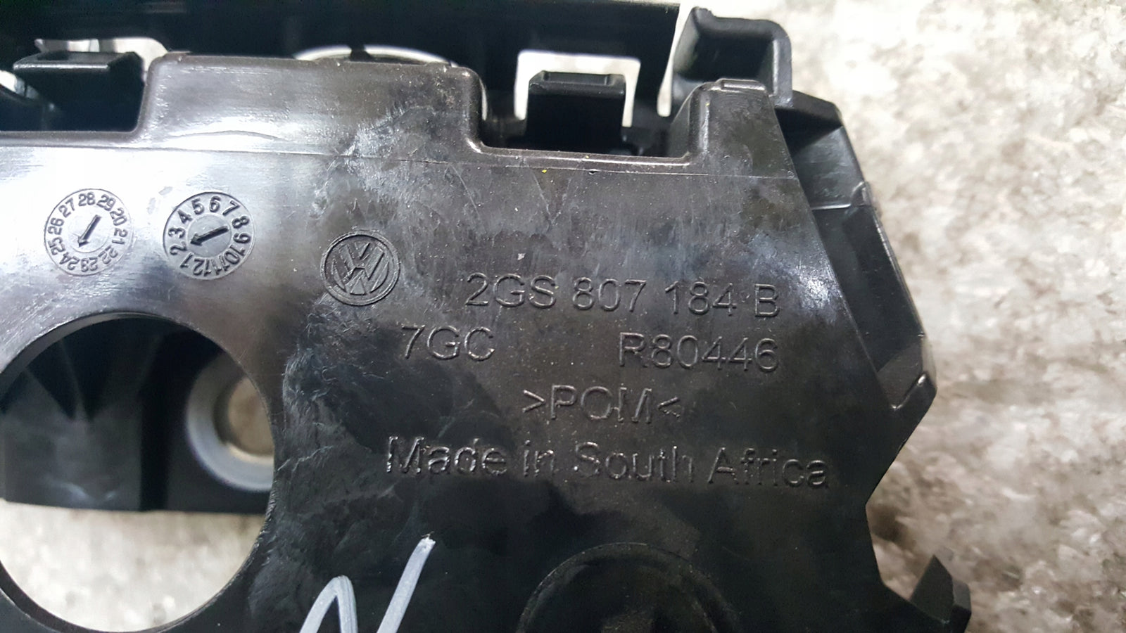 ŚLIZG ZDERZAKA PRZÓD LEWY PRAWY VW POLO 2G 2GS807183B 2GS807184B