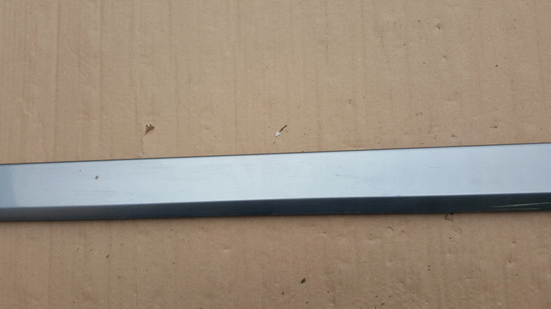 LISTWA DRZWI DOLNA LEWA LEWY PRZÓD AUDI A4 B7 04-08 8E0853959E