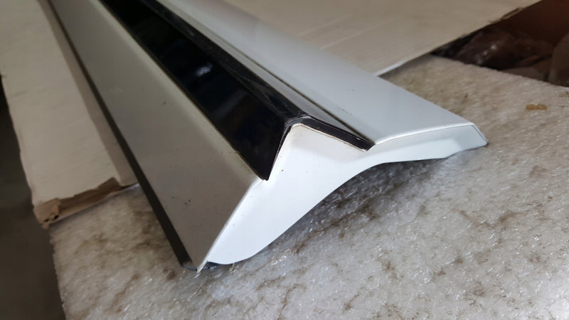 Listwa drzwi lewy przód AUDI Q3 II 83A853959A/B demontaż