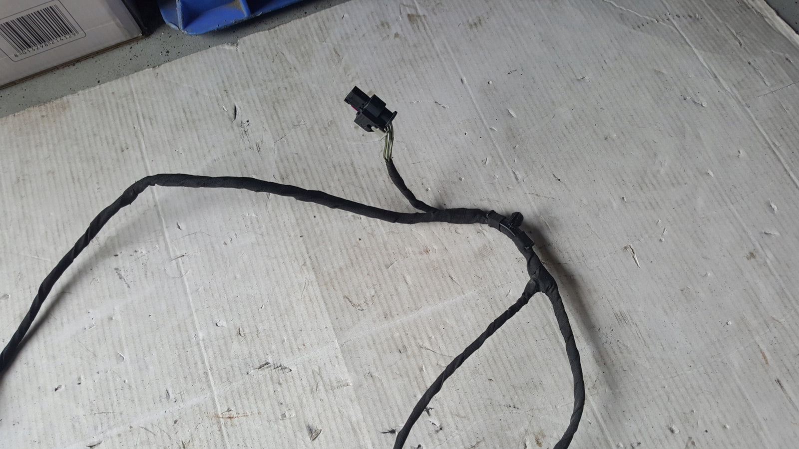 Instalacja czujników PDC zderzaka tylnego AUDI A1 8XA971085A demontaż