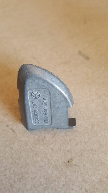 NOWA Obudowa klamki drzwi LEWYCH przód tył VW Passat B6 B7 CC 3C0839167