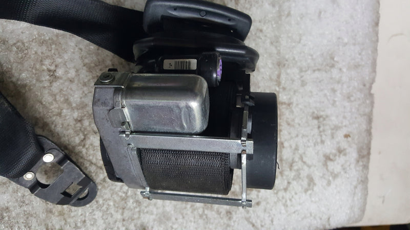 PAS BEZPIECZEŃSTWA PRAWY PRZÓD AUDI Q7 4L 4L1857706