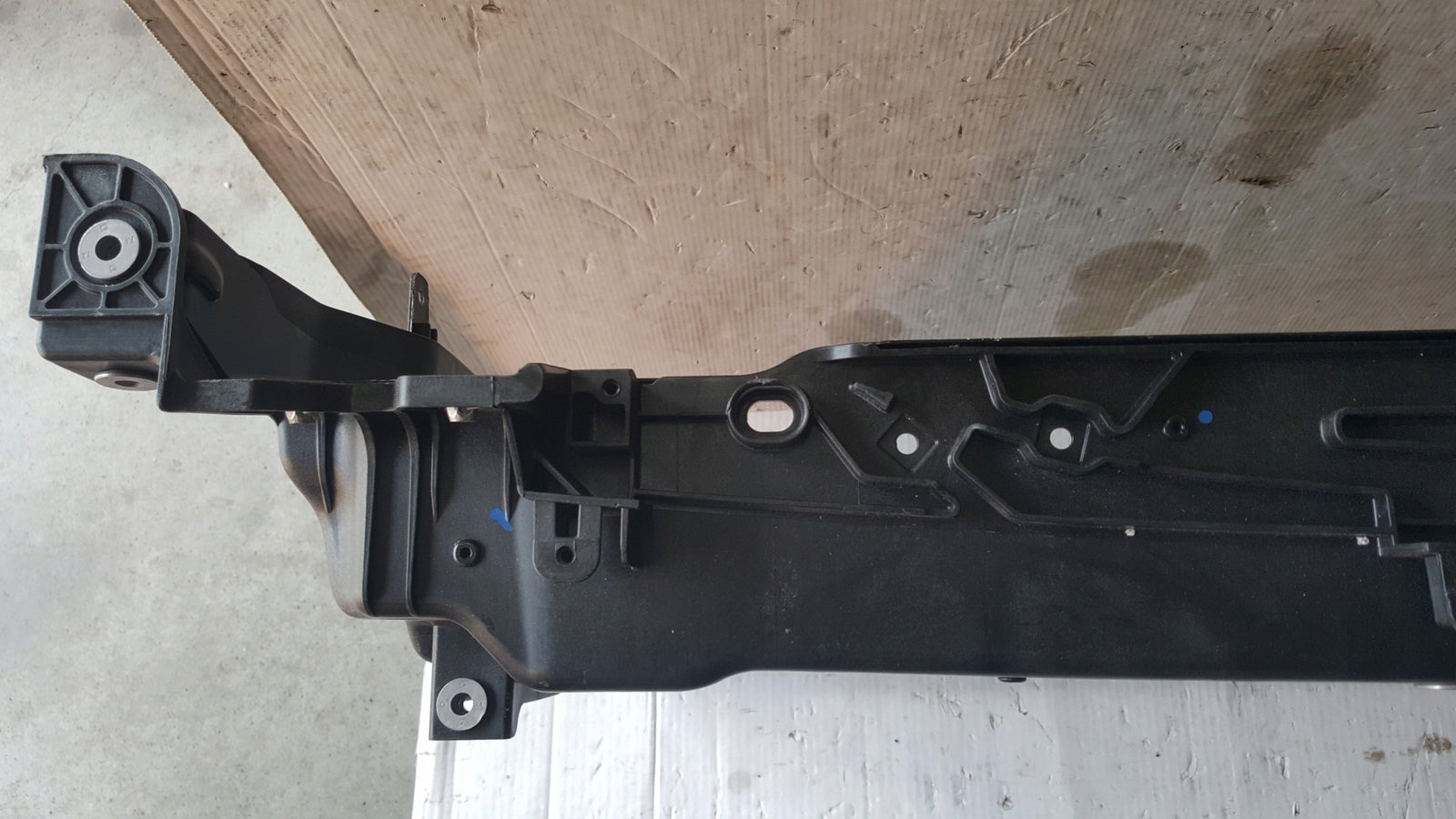 NOWE ORYGINALNE wzmocnienie czołowe pas przód SKODA SCALA KAMIQ 654805588D
