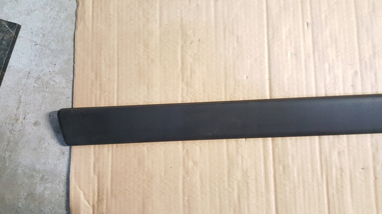 LISTWA DRZWI PRAWY PRZÓD BMW 3 E36 COMPACT 2264512A 511322513799