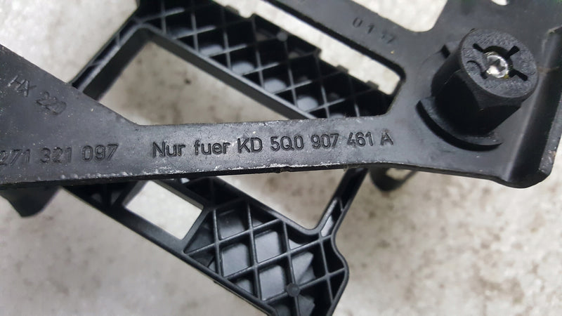 VW AUDI SKODA WSPORNIK MOCOWANIE RADARU 5Q0907461A