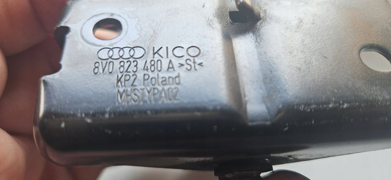 Le + pr rygiel + hak maski AUDI A3 sedan 8V0823185C 8V0823186C 8V0823480A