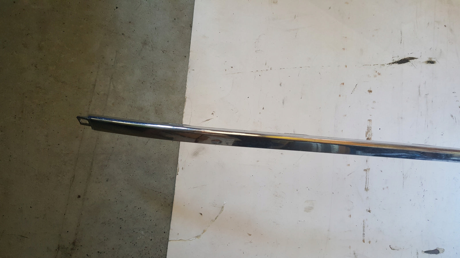 Środkowa listwa zderzaka przedniego VW PASSAT B8 3G0853245 DEMONTAŻ
