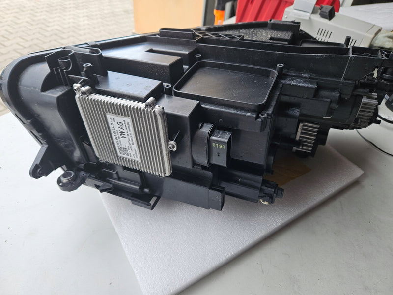 LE kompletny FUL LED Vw Tiguan 5NB941081C 2021r