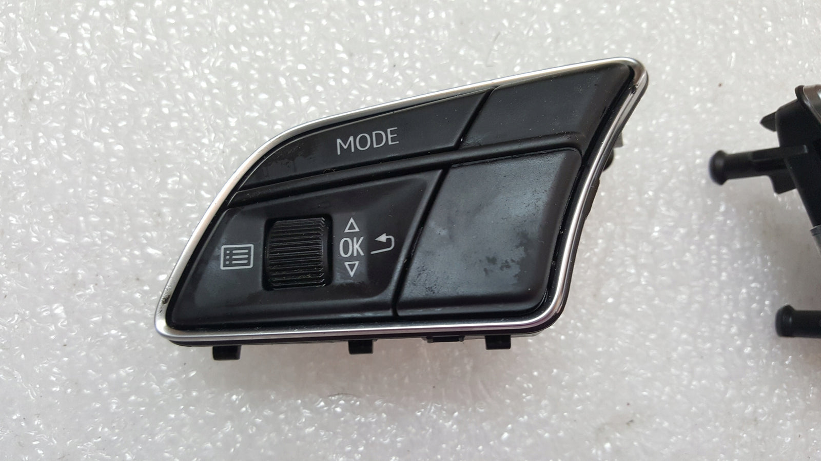 244f2774090198f89d2dc265fd01daf1