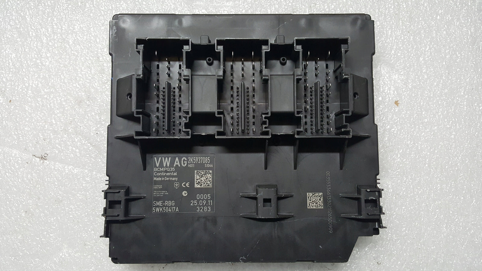 Moduł komfortu VW CADDY 2K5937085 demontaż