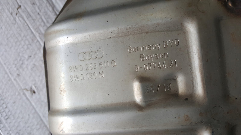 Tłumik końcowy ACTIVE-- AUDI RS4 RS5 8W0253611Q demontaż
