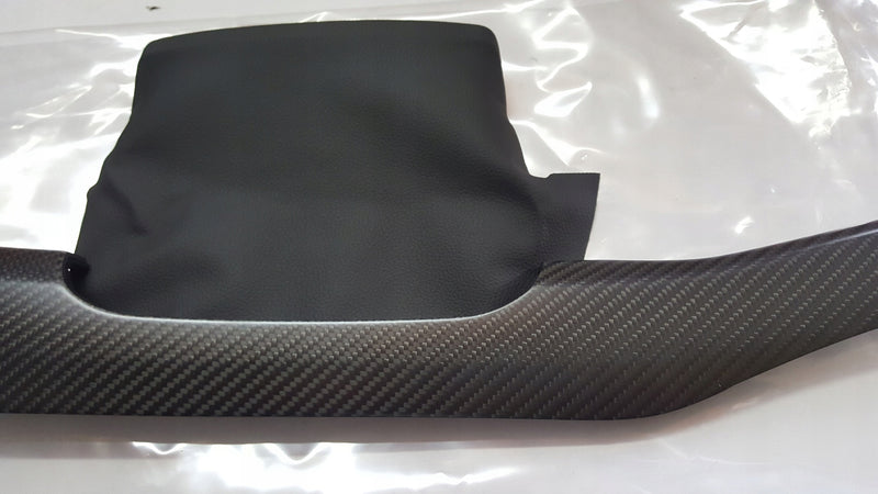 NOWA ORYGINALNA listwa carbon deski VW GOLF VIII 5H1858415F 7KB
