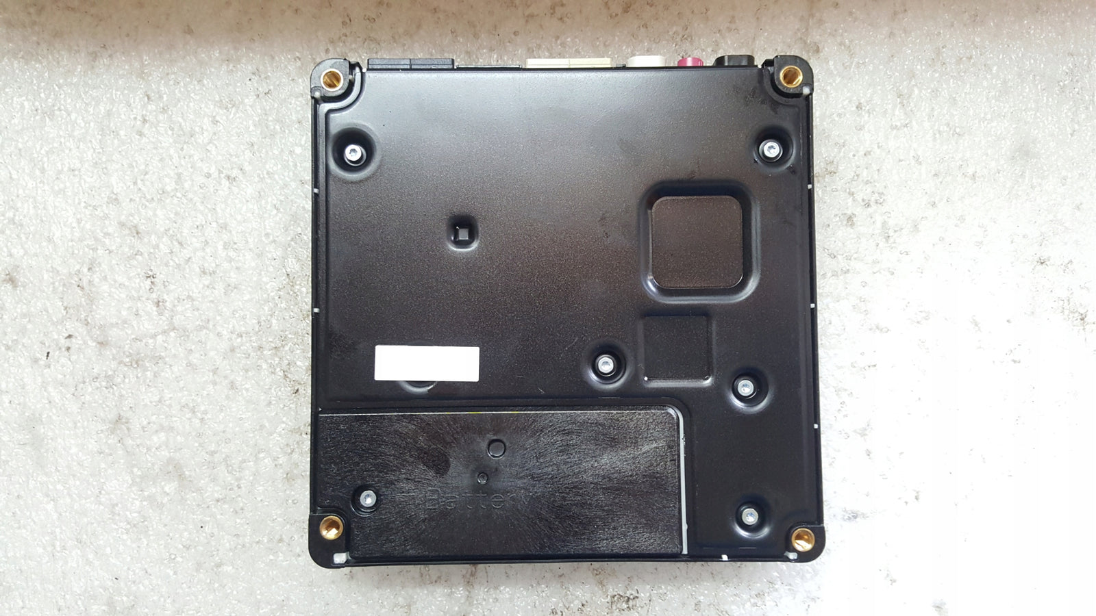 Sterownik moduł SOS-- AUDI A4 (B9) A5 RS4 RS5 4KE035282C demontaż