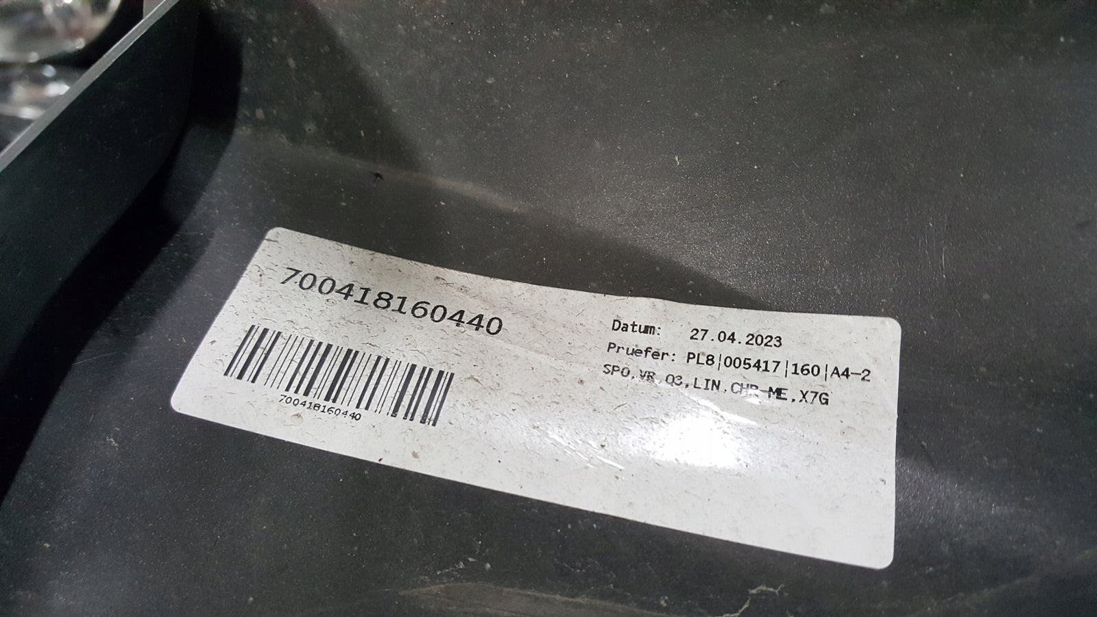 Spoiler dokładka zderzaka prawy przód AUDI Q3 83A807548 demontaż