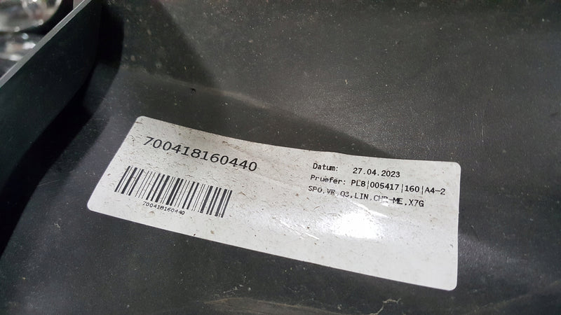 Spoiler dokładka zderzaka prawy przód AUDI Q3 83A807548 demontaż