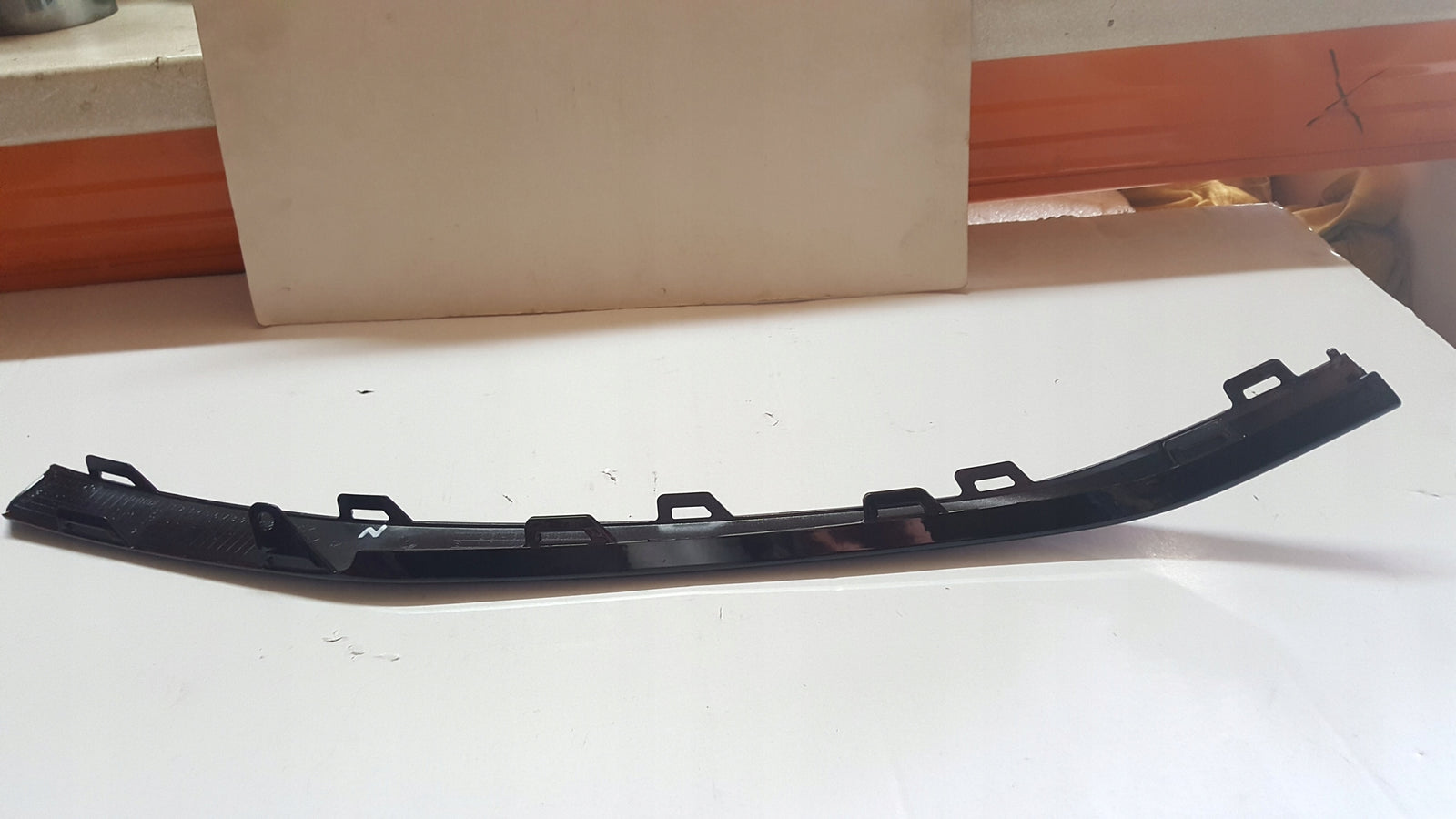 NOWA ORYGINALNA listwa zderzaka lewy przód VW PASSAT B8 R-LINE 3G0854321C