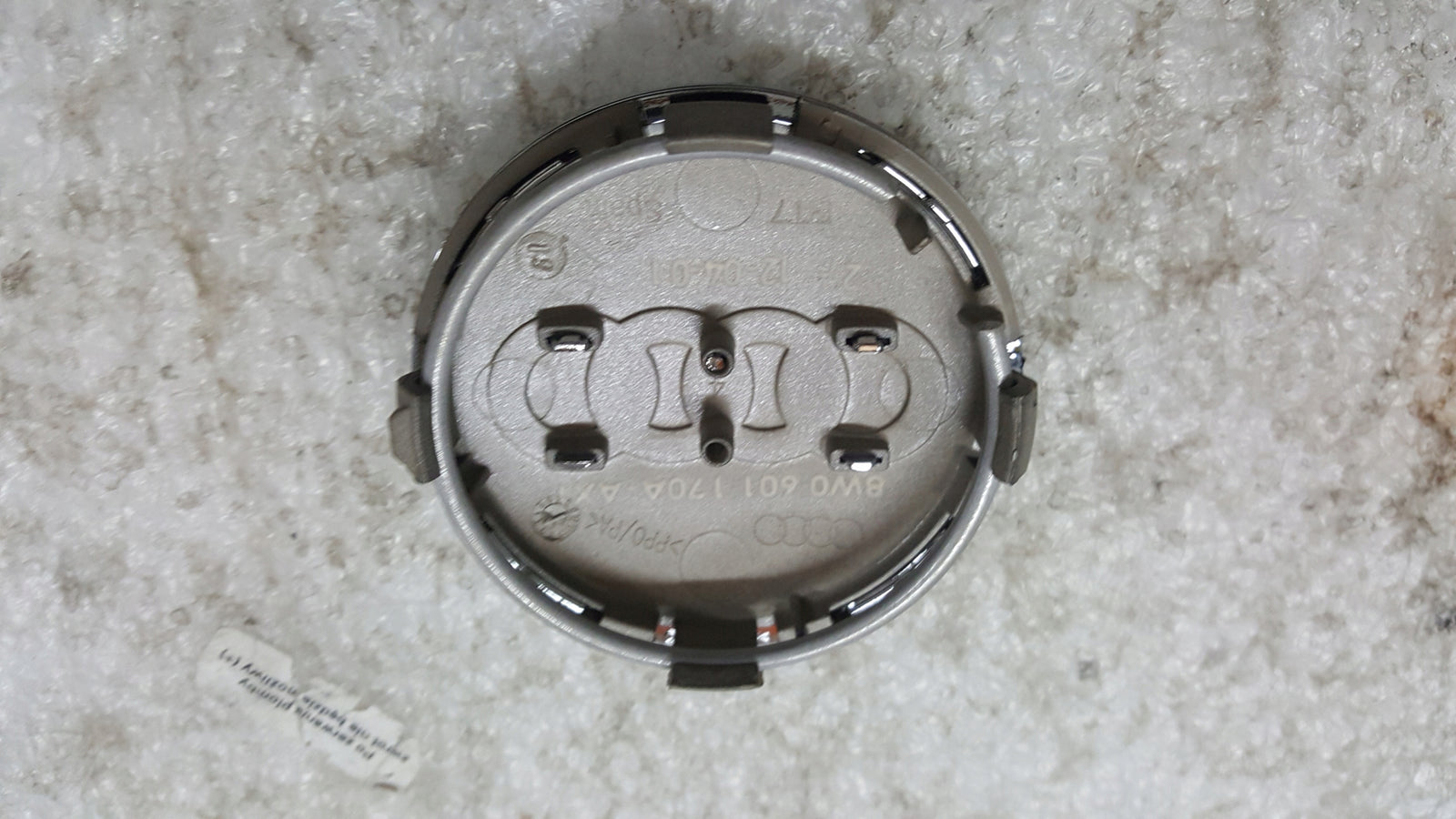 Dekielek AUDI 8W0601170A - AX1 oryginał