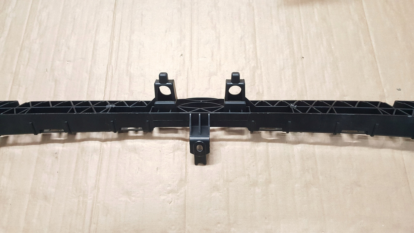 VW TOURAN ŚLIZG WZMOCNIENIE ZDERZAKA PRZÓD 5TA805705A ORYGINAŁ