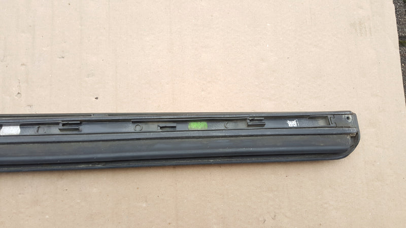 AUDI A4 B7 SLINE LISTWA DRZWI DOLNA LEWY PRZÓD S-LINE 8E0853959C