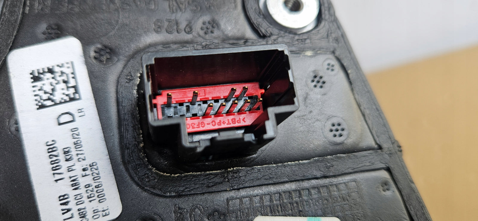 FORD KUGA MK3 LUSTERKO PRAWE 9 PIN 2020r LV4B17682BG
