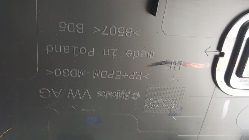 NOWA ORYGINALNA listwa boczna prawa VW CRAFTER II-- MAN TGE 7C3853754